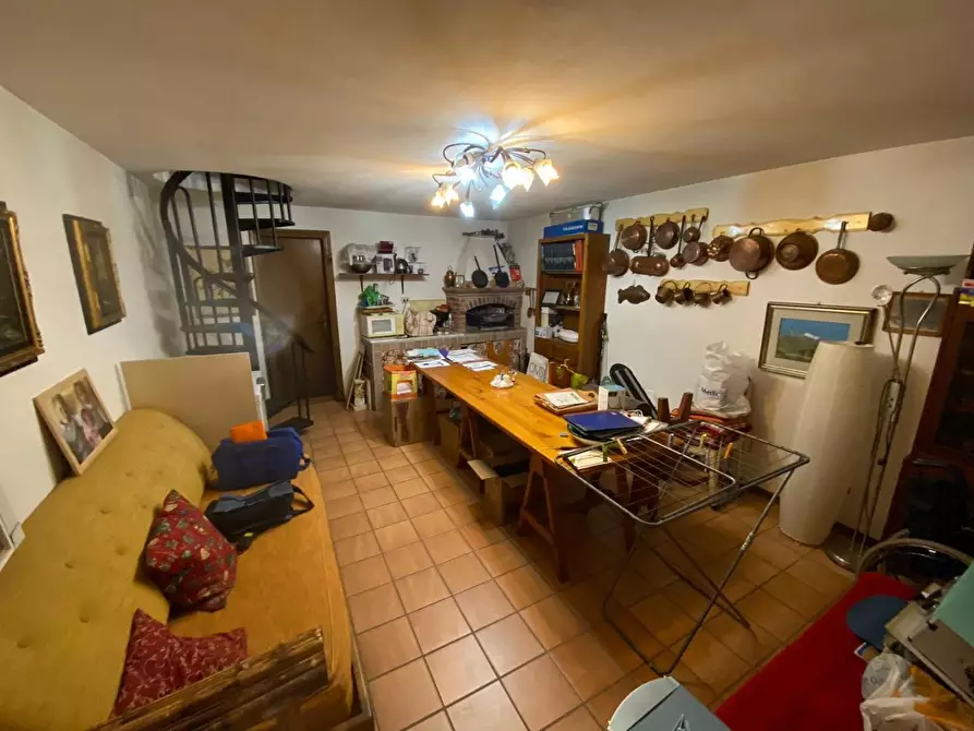 Immagine 15 di Casa bifamiliare in vendita  a Montignoso