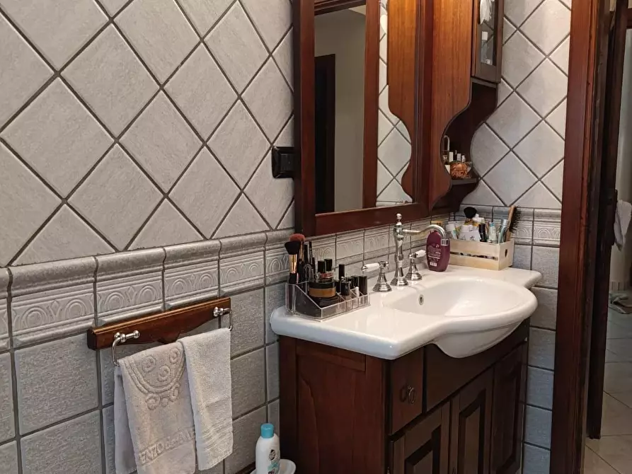 Immagine 22 di Appartamento in vendita  a Rosignano Marittimo