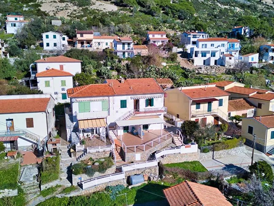 Immagine 1 di Appartamento in vendita  a Marciana