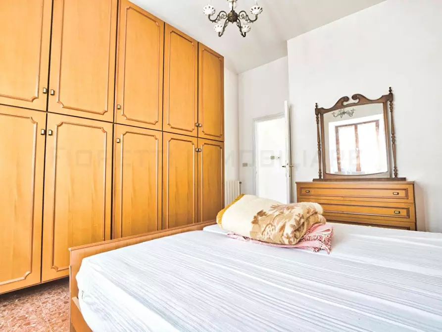 Immagine 21 di Appartamento in vendita  a Marciana