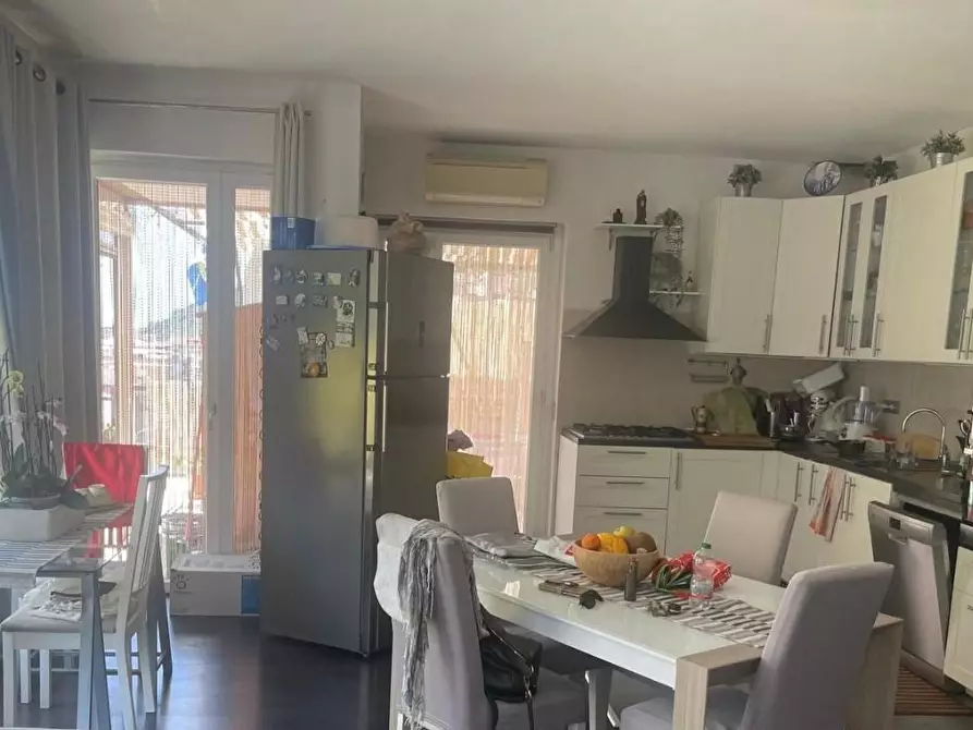 Immagine 3 di Mansarda in vendita  a Carrara