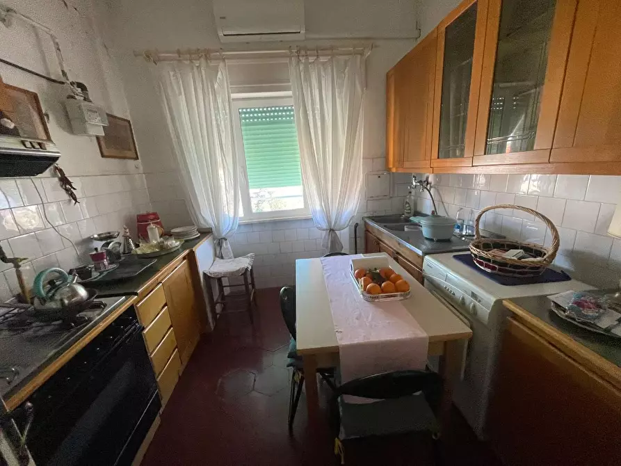 Immagine 6 di Appartamento in vendita  a Livorno