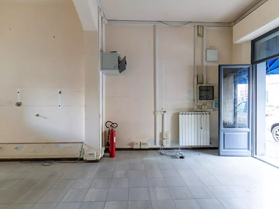 Immagine 4 di Laboratorio in vendita  a Empoli