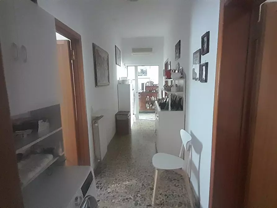 Immagine 12 di Appartamento in vendita  a Massa