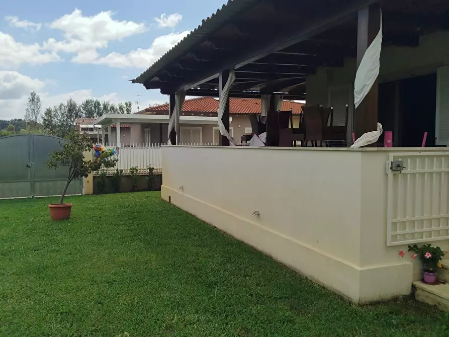 Immagine 16 di Casa bifamiliare in vendita  a Massarosa