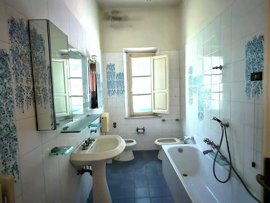 Immagine 11 di Palazzo in vendita  a Santa Croce Sull'arno