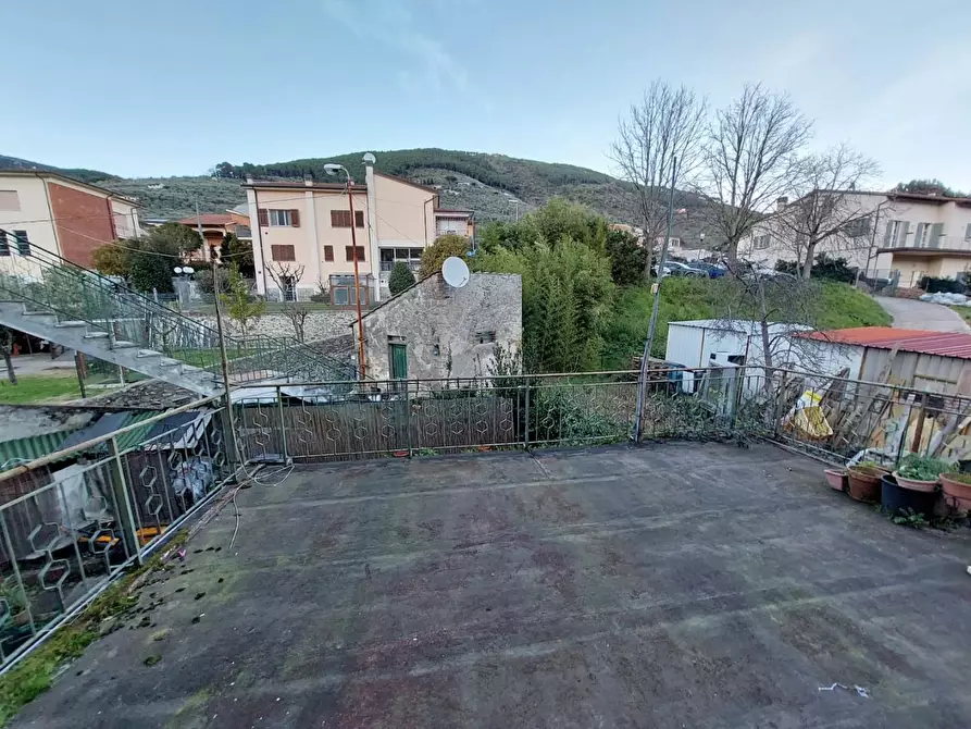 Immagine 2 di Appartamento in vendita  a Buti