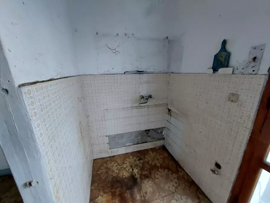 Immagine 5 di Appartamento in vendita  a Buti