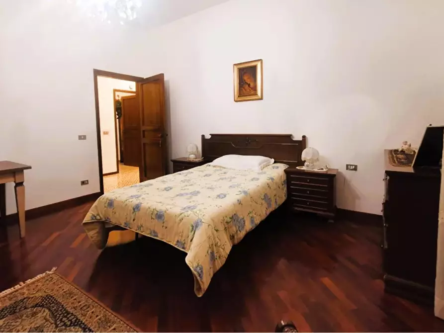 Immagine 31 di Appartamento in vendita  a Empoli