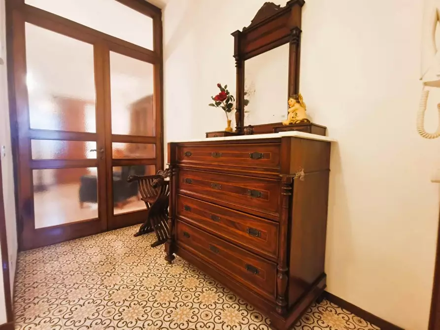 Immagine 16 di Appartamento in vendita  a Empoli