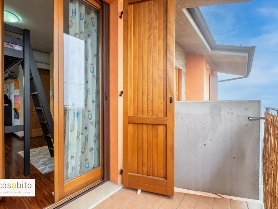 Immagine 31 di Villetta a schiera in vendita  a Pognano