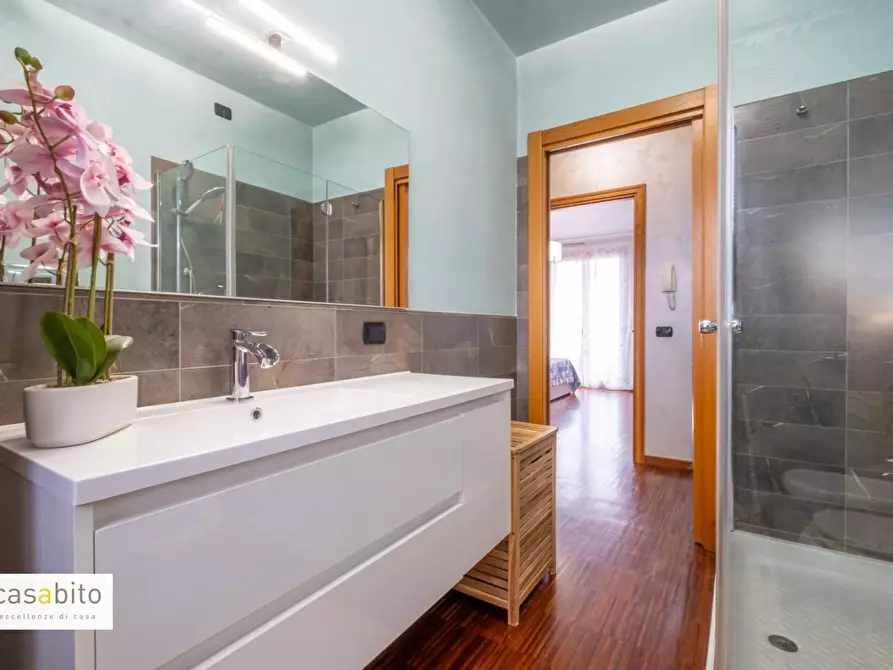 Immagine 23 di Villetta a schiera in vendita  a Pognano