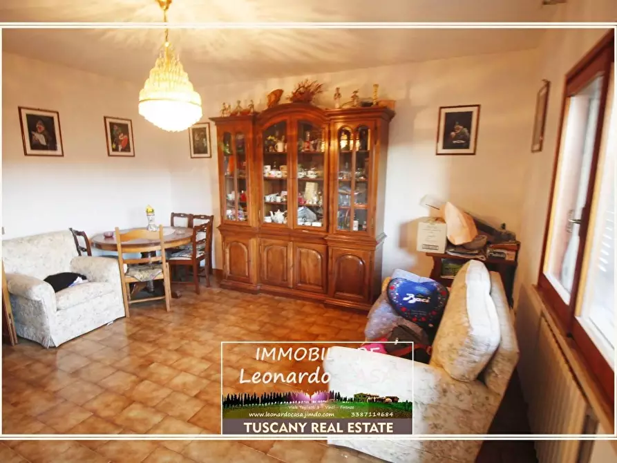 Immagine 1 di Villetta a schiera in vendita  a Vinci