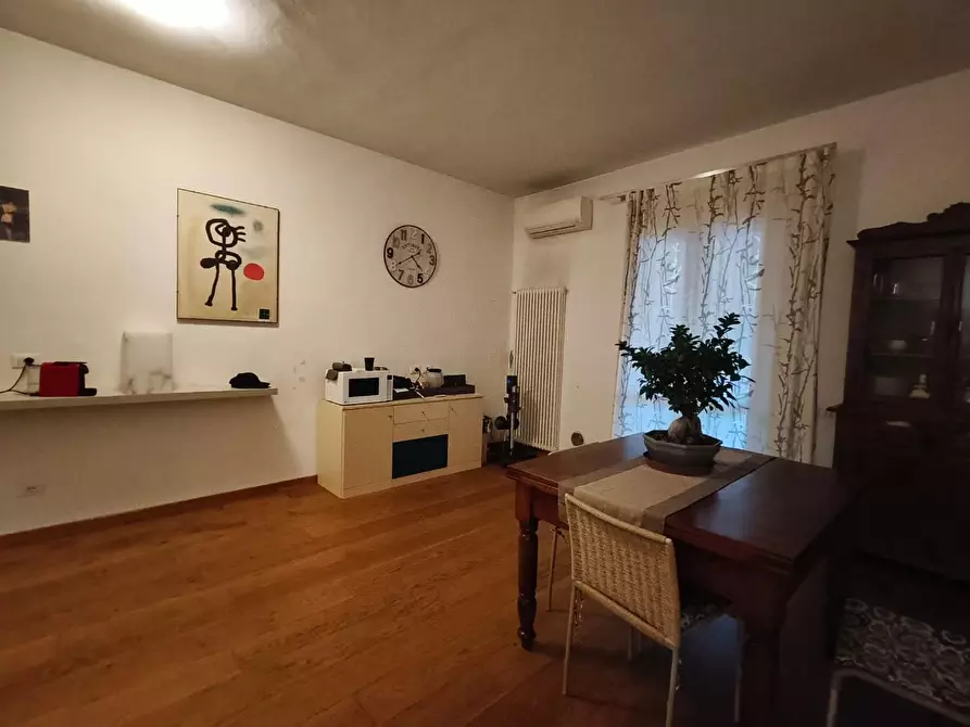 Immagine 16 di Appartamento in vendita  a Vinci