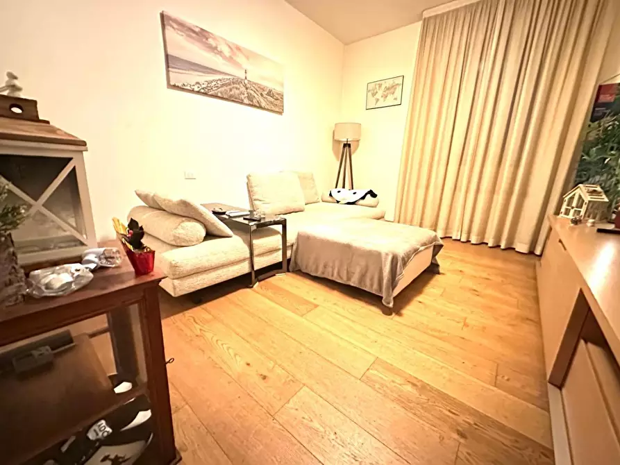 Immagine 6 di Appartamento in vendita  a Vinci