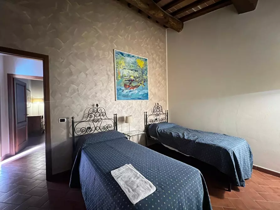 Immagine 39 di Casa colonica in vendita  a Cerreto Guidi