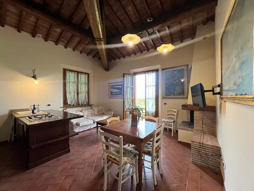 Immagine 26 di Casa colonica in vendita  a Cerreto Guidi