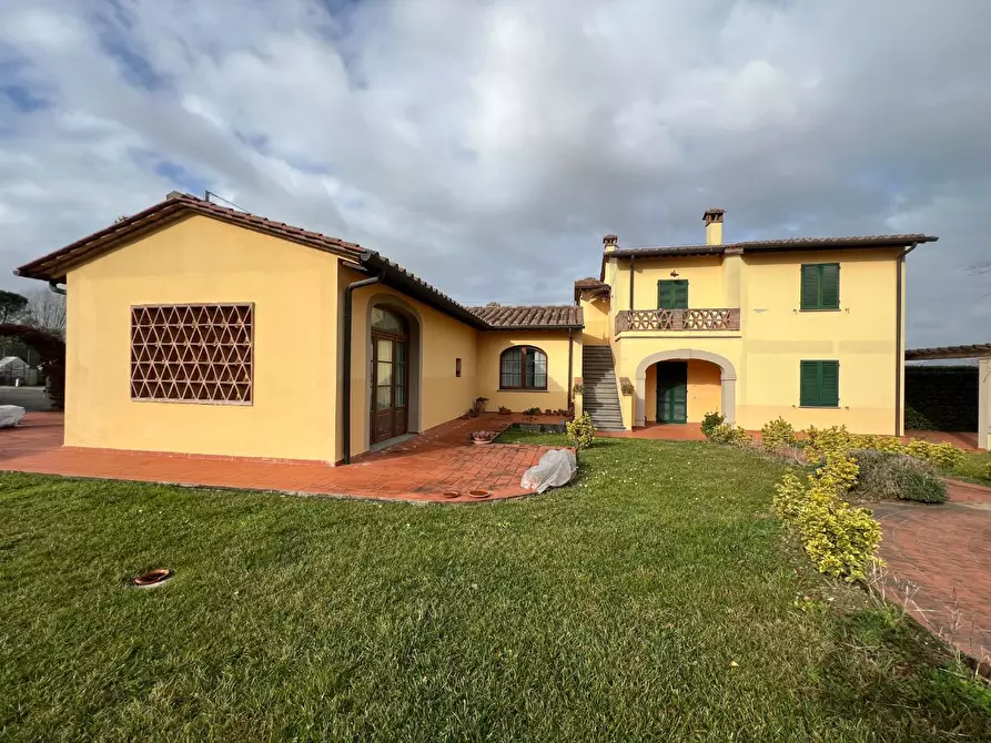 Immagine 13 di Casa colonica in vendita  a Cerreto Guidi