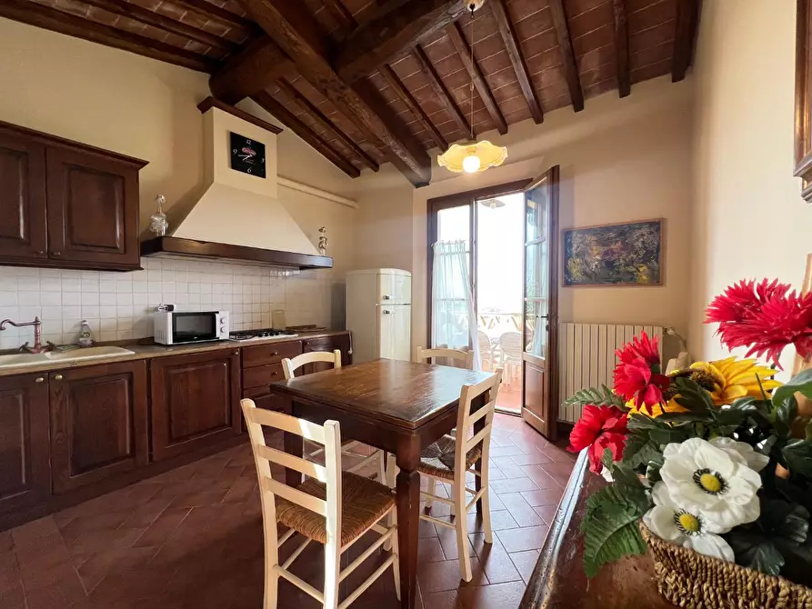 Immagine 23 di Casa colonica in vendita  a Cerreto Guidi