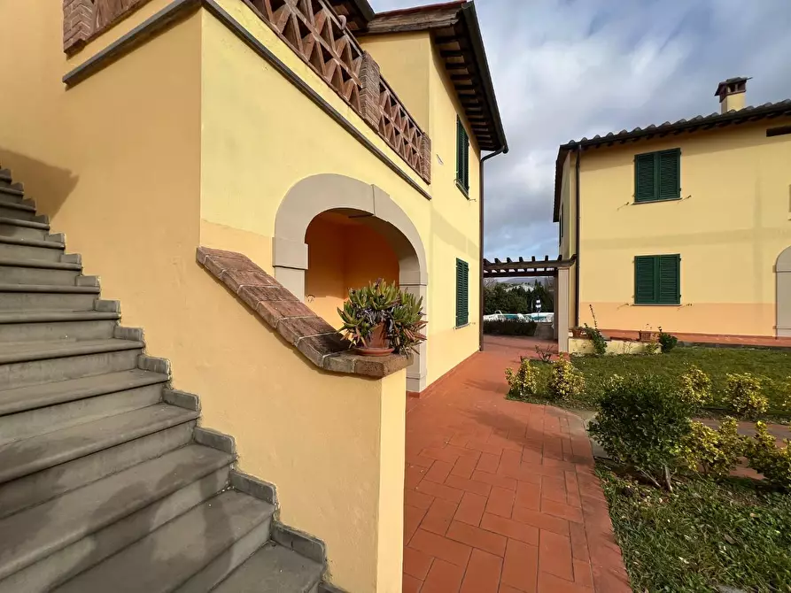 Immagine 4 di Casa colonica in vendita  a Cerreto Guidi