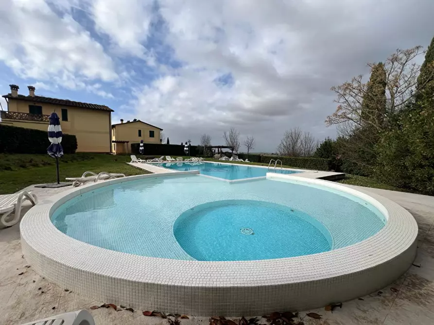 Immagine 7 di Casa colonica in vendita  a Cerreto Guidi