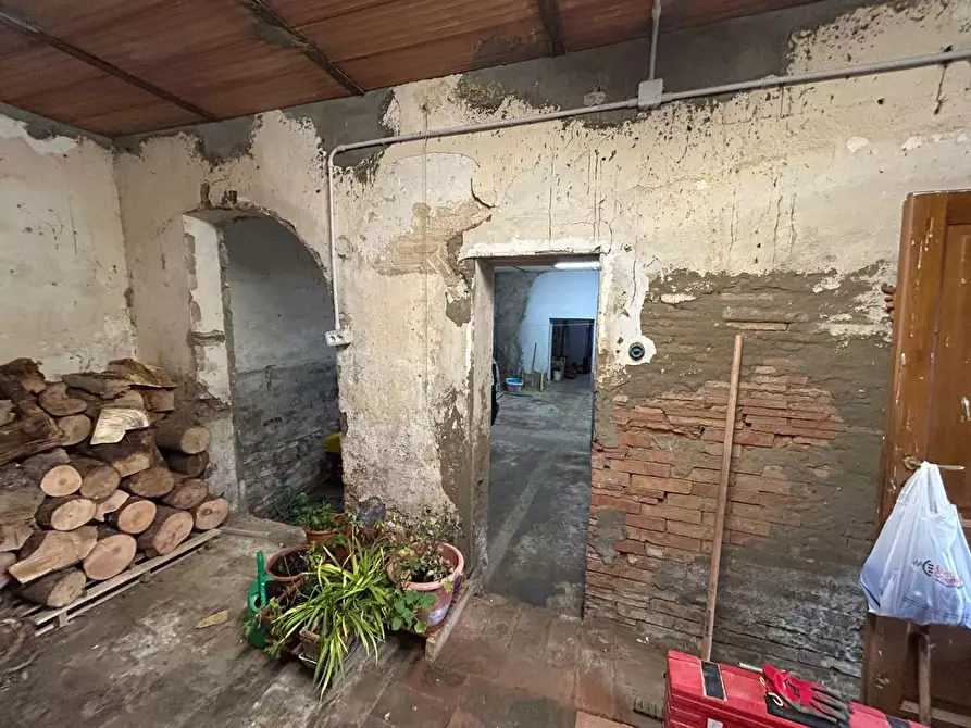 Immagine 27 di Casa colonica in vendita  a Sovicille