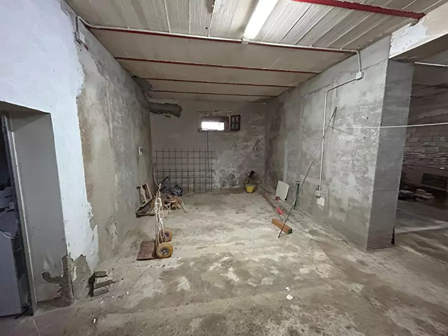 Immagine 25 di Casa colonica in vendita  a Sovicille