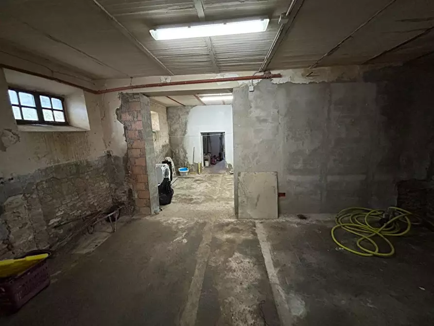 Immagine 26 di Casa colonica in vendita  a Sovicille