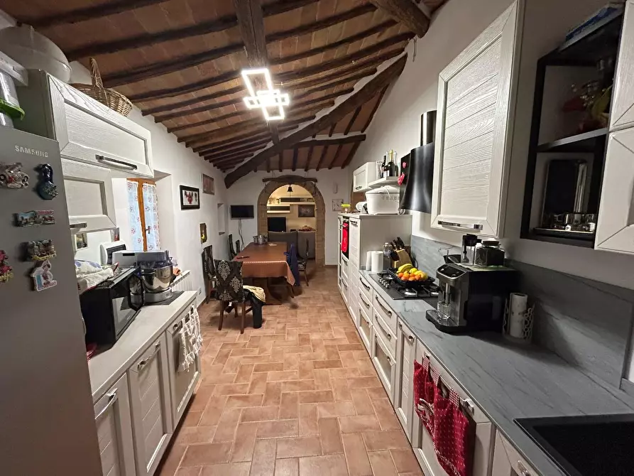 Immagine 3 di Casa colonica in vendita  a Sovicille