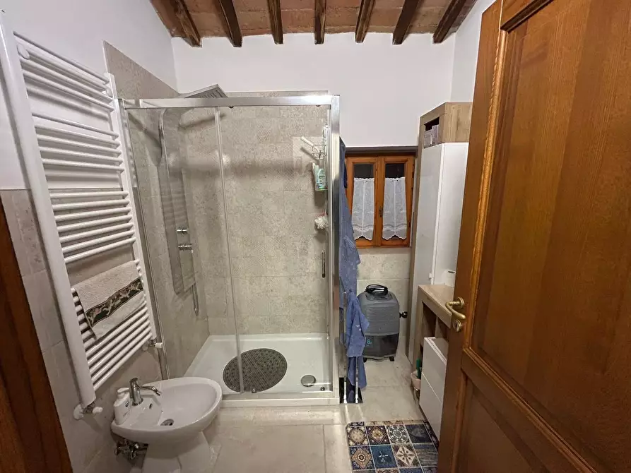 Immagine 15 di Casa colonica in vendita  a Sovicille