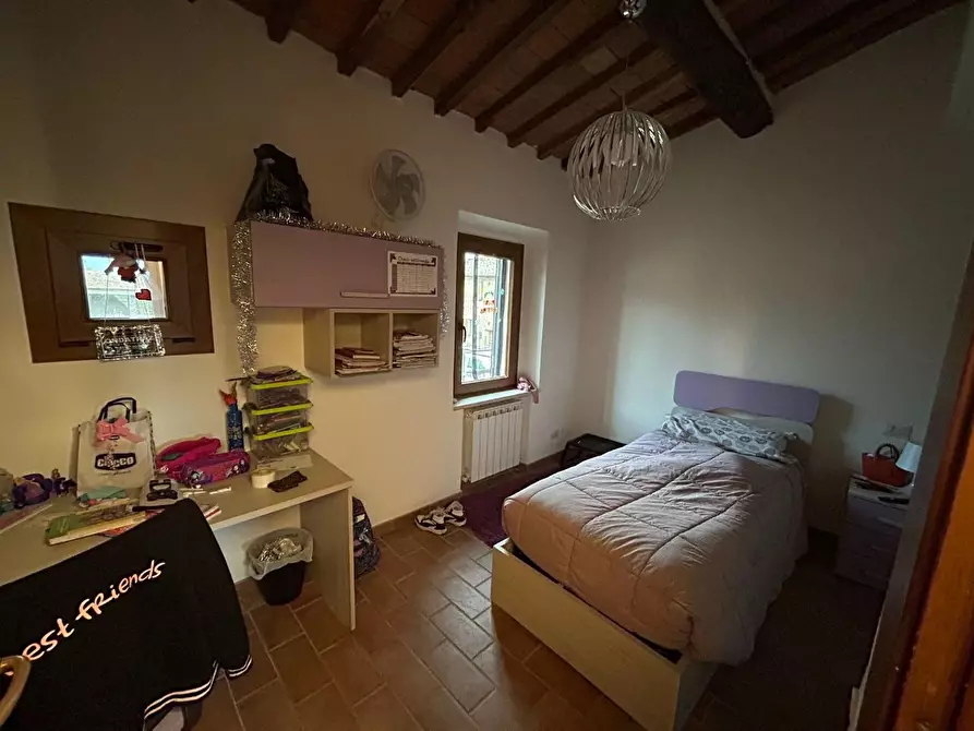 Immagine 11 di Casa colonica in vendita  a Sovicille