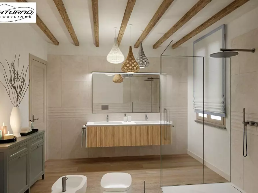 Immagine 20 di Appartamento in vendita  a Capannori