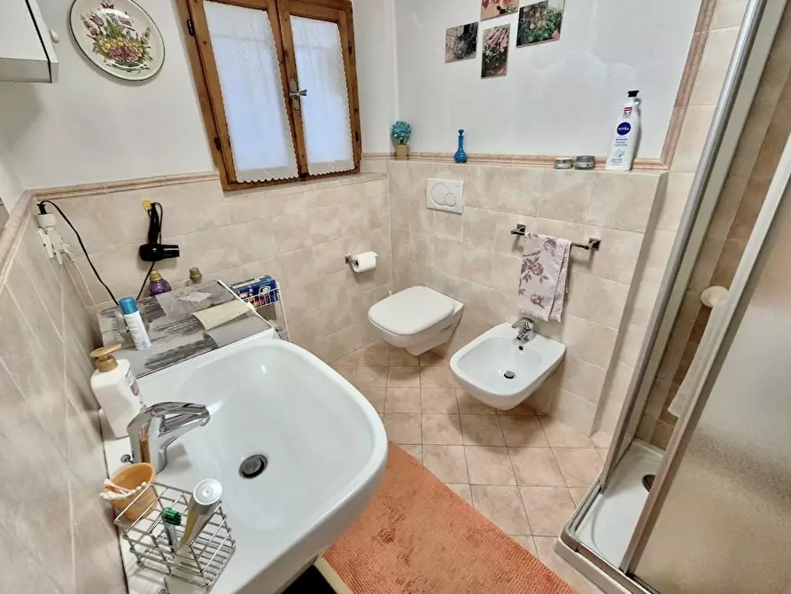 Immagine 52 di Villa in vendita  a Pisa