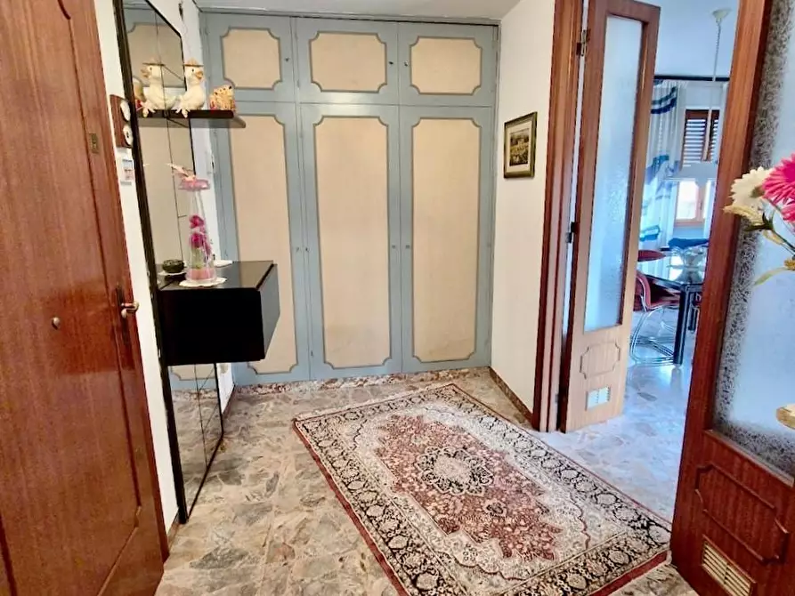 Immagine 25 di Villa in vendita  a Pisa