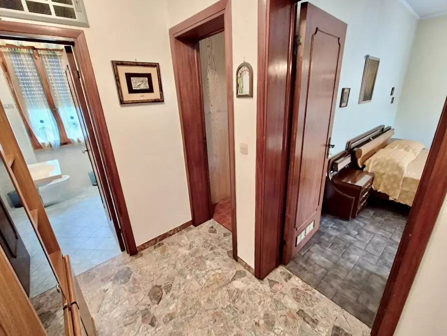 Immagine 41 di Villa in vendita  a Pisa