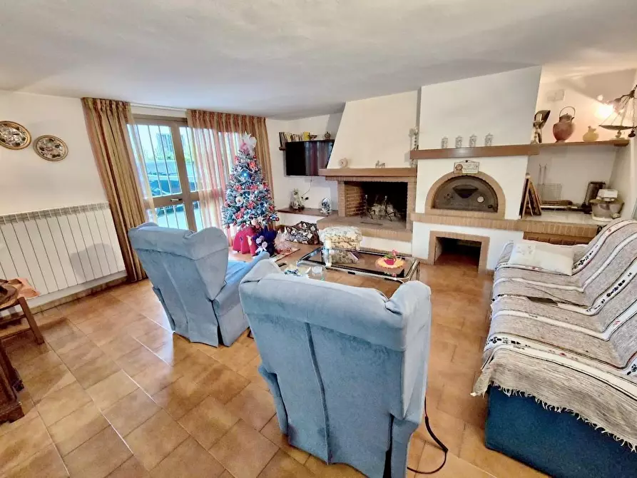 Immagine 43 di Villa in vendita  a Pisa