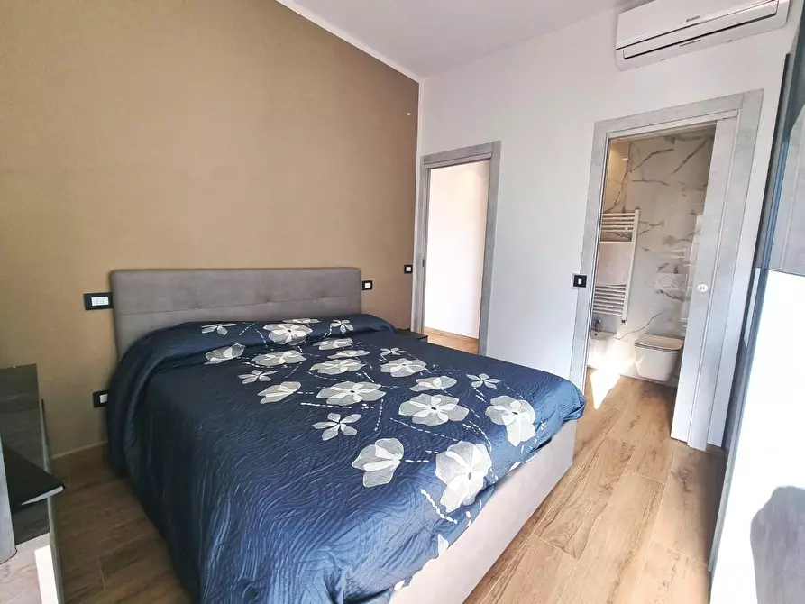 Immagine 15 di Appartamento in vendita  a Viareggio