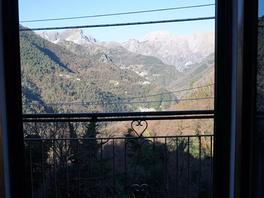 Immagine 15 di Appartamento in vendita  a Massa