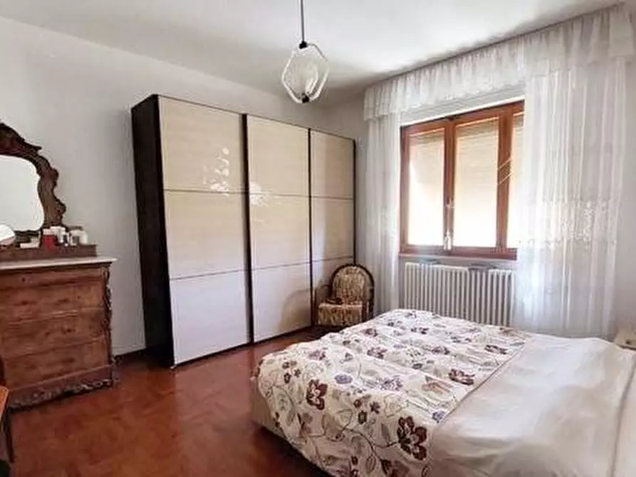 Immagine 9 di Villa in vendita  a Cascina