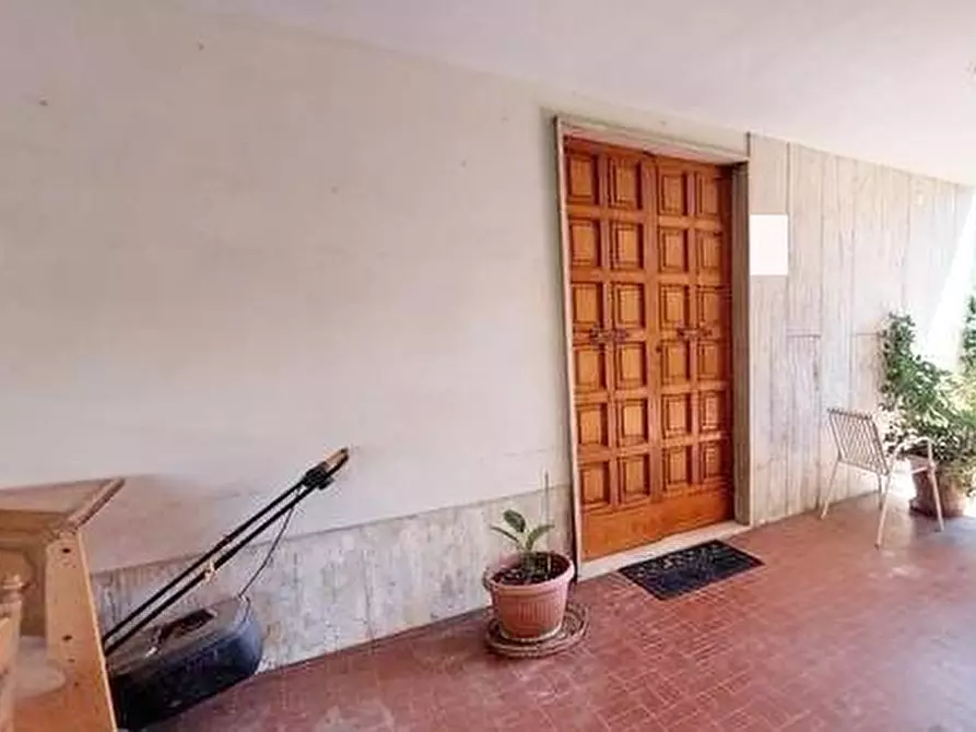 Immagine 13 di Villa in vendita  a Cascina