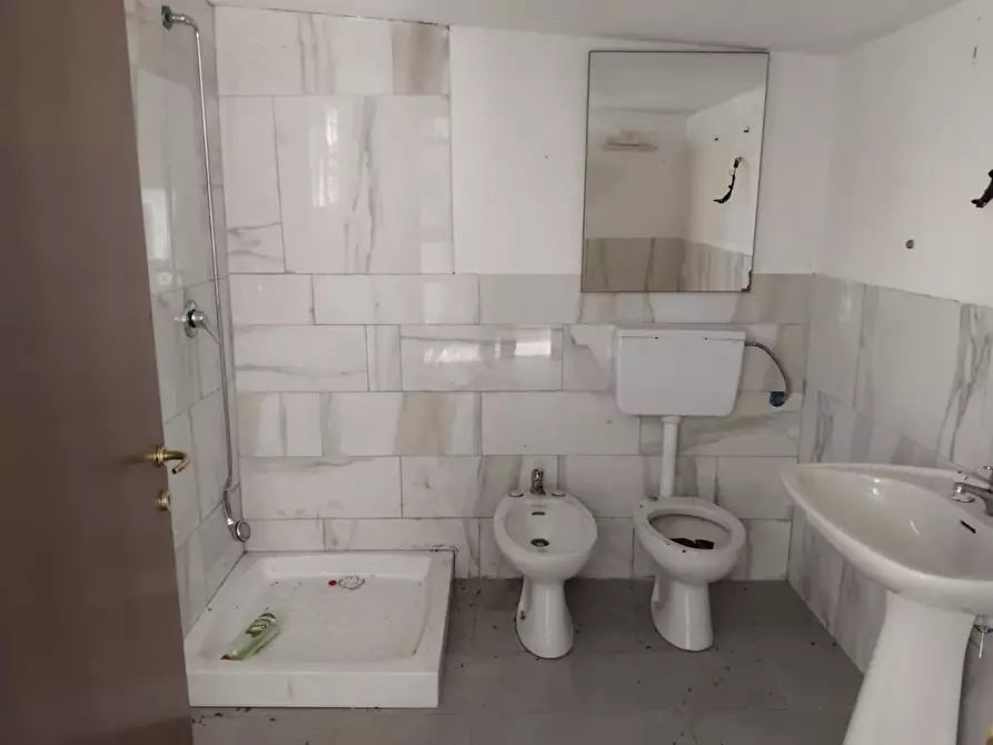 Immagine 8 di Terreno agricolo in vendita  a Vezzano Ligure