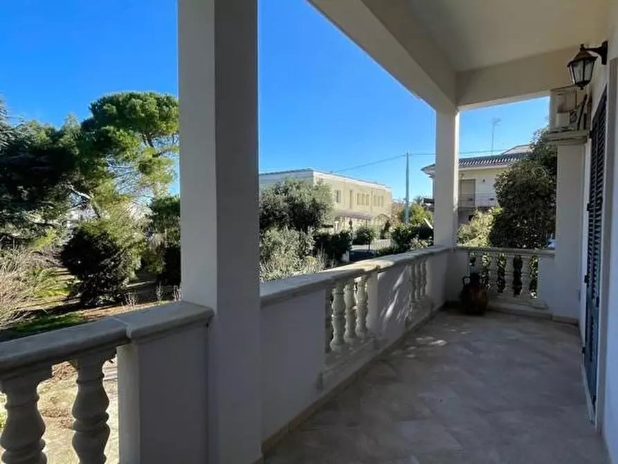 Immagine 35 di Villa in vendita  a Castrignano Del Capo