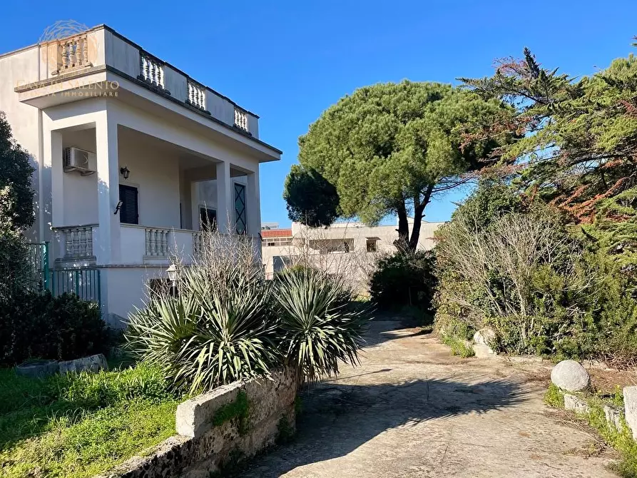 Immagine 80 di Villa in vendita  a Castrignano Del Capo