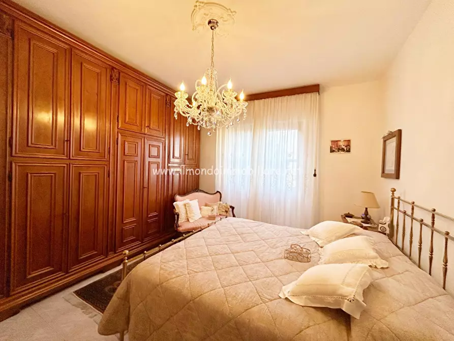 Immagine 15 di Appartamento in vendita  a Rosignano Marittimo