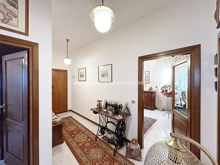 Immagine 17 di Appartamento in vendita  a Rosignano Marittimo