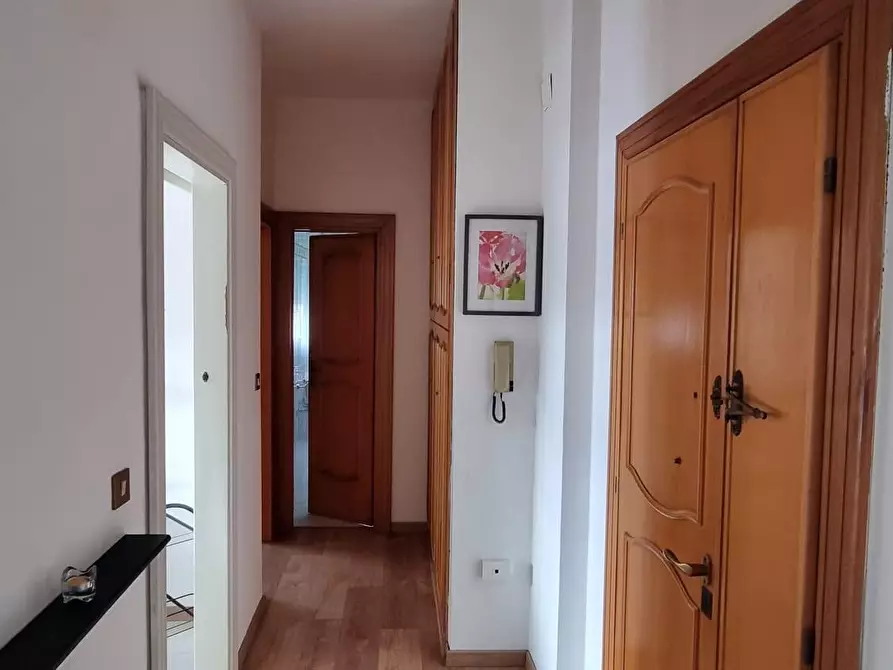 Immagine 8 di Appartamento in vendita  a Livorno