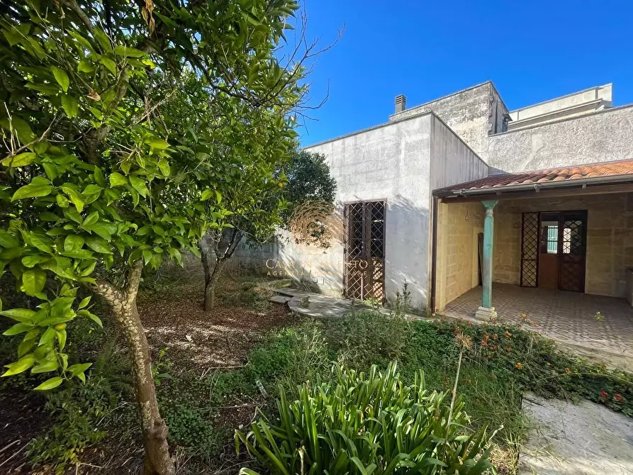 Immagine 13 di Casa indipendente in vendita  a Gagliano Del Capo