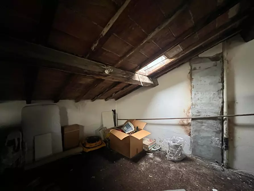 Immagine 17 di Villa in vendita  a Empoli