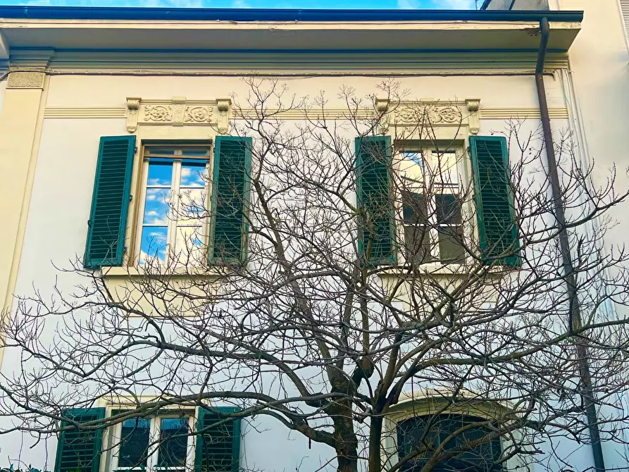 Immagine 1 di Villa in vendita  a Empoli