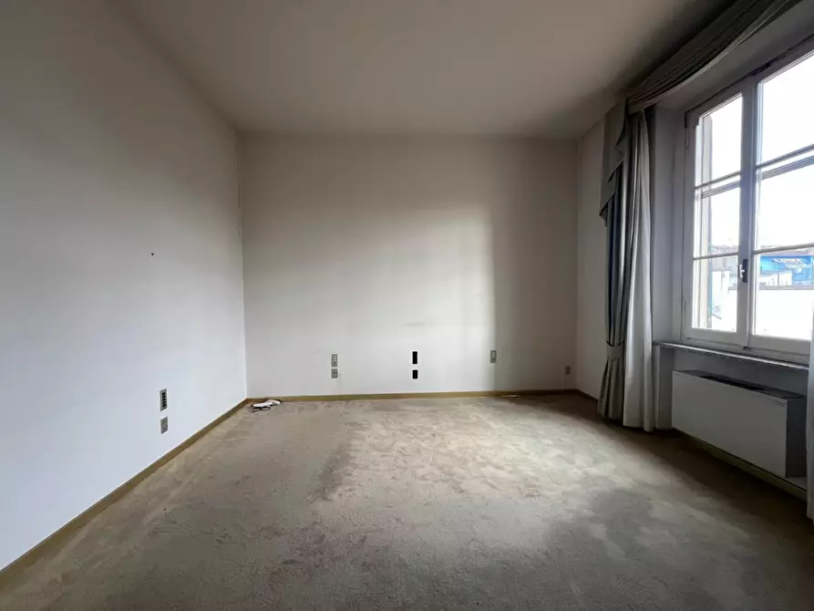 Immagine 9 di Villa in vendita  a Empoli